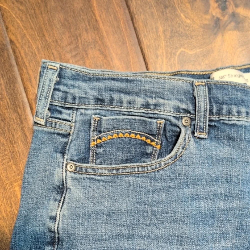 Levi's 505 Straight Leg Jeans 31x34 - Picture 4 of 6